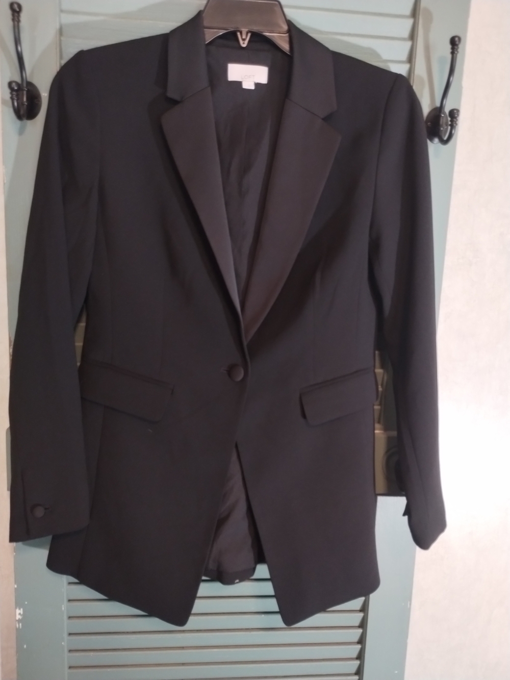 LOFT Black Single-Button Blazer with Notch Lapel